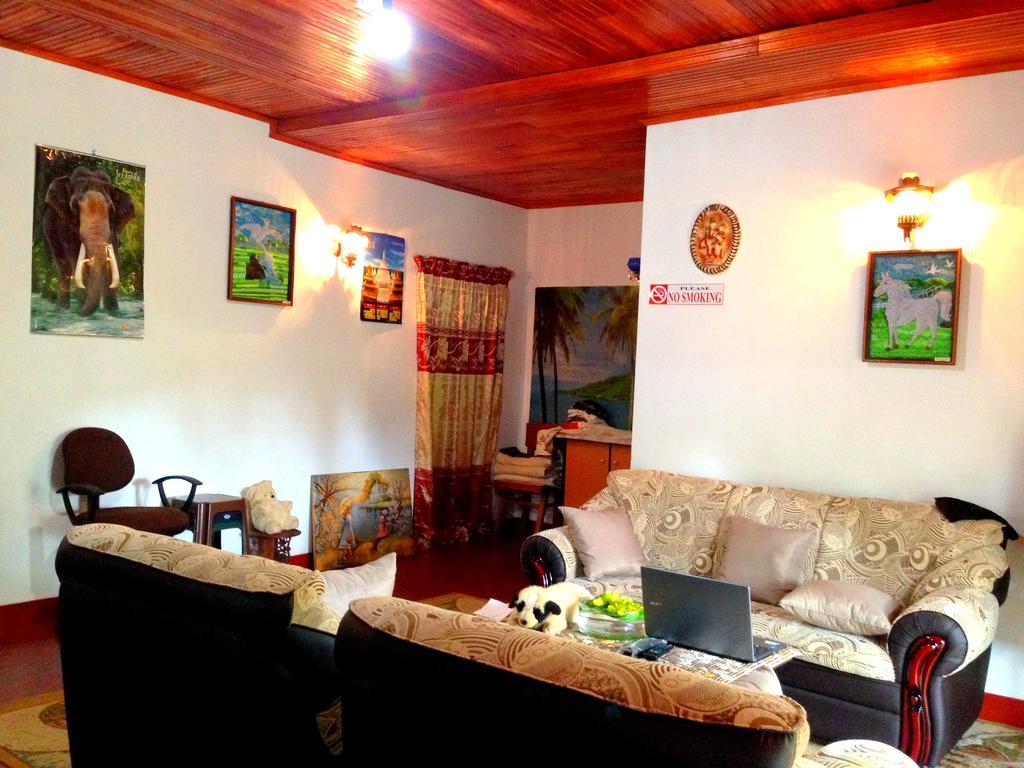 Homestay Eeshani Guest